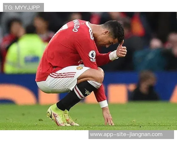 小卡状态低迷半场表现惨淡仅得2分正负值创全场最低纪录