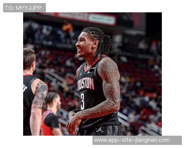 小凯文波特半场精彩表现助球队争胜贡献10分5篮板5助攻